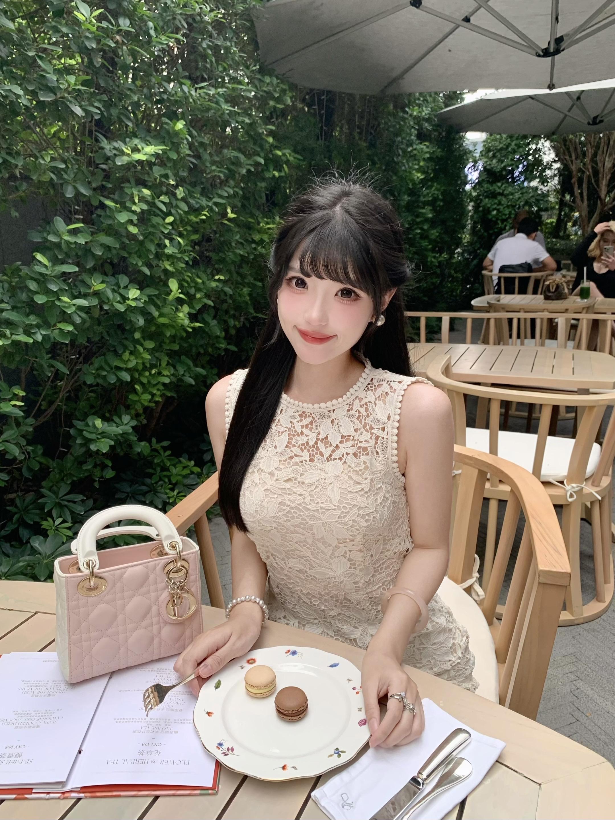我的妻子 是一位美丽的东方女人 温香软玉感…好有志玲姐姐早期的风格