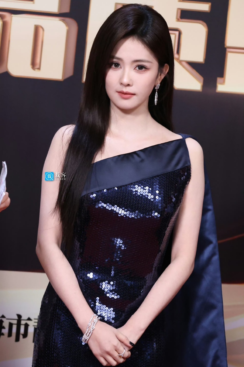 娱乐白鹿品质盛典红毯生图白鹿品质盛典高定造型 白鹿品质盛典红毯生图好能打 