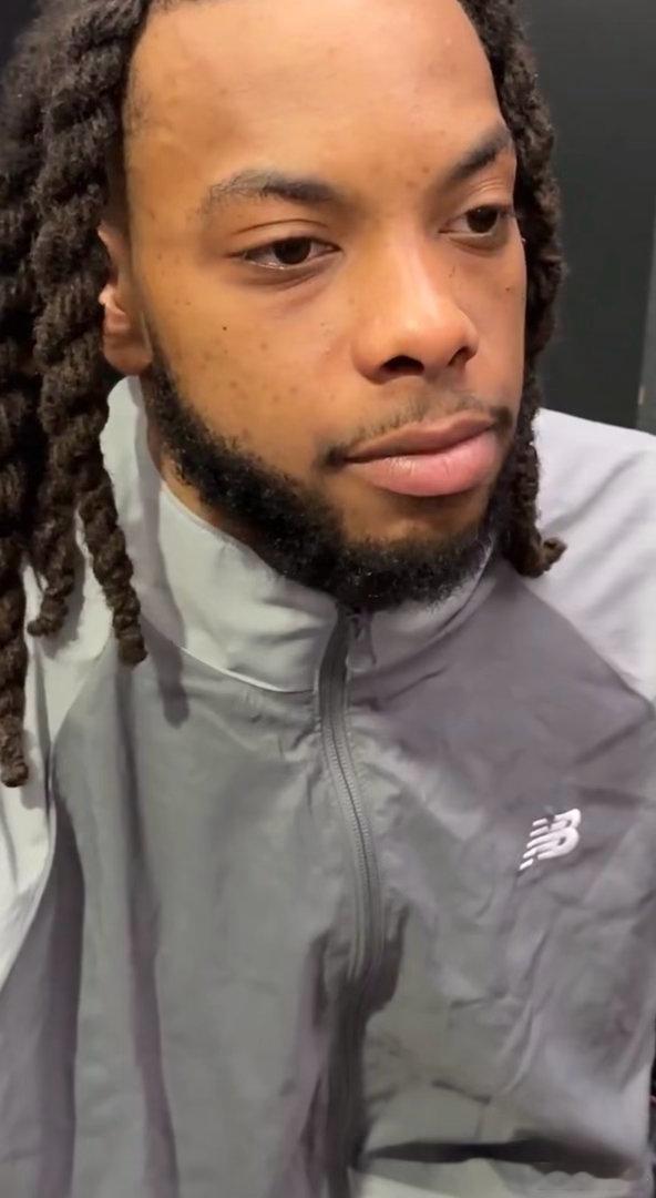 达里厄斯·加兰在谈及如何从这场失利中振作时说道：“不管怎样，我们还剩两场比赛。争