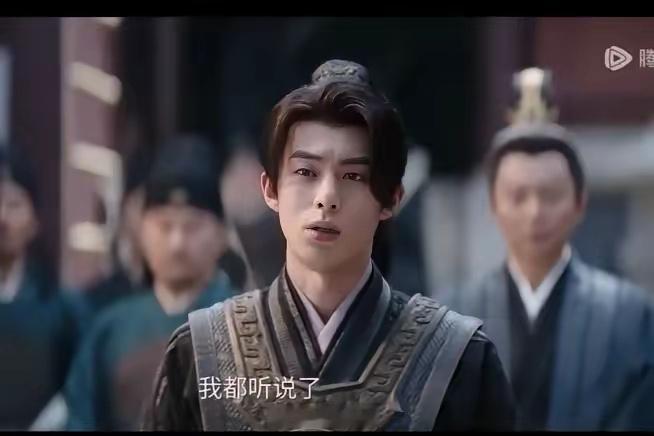 《大奉打更人》，真是太磕魏渊和许七安的父子情了。当皇帝把周赤雄交给刑部审理时，刑