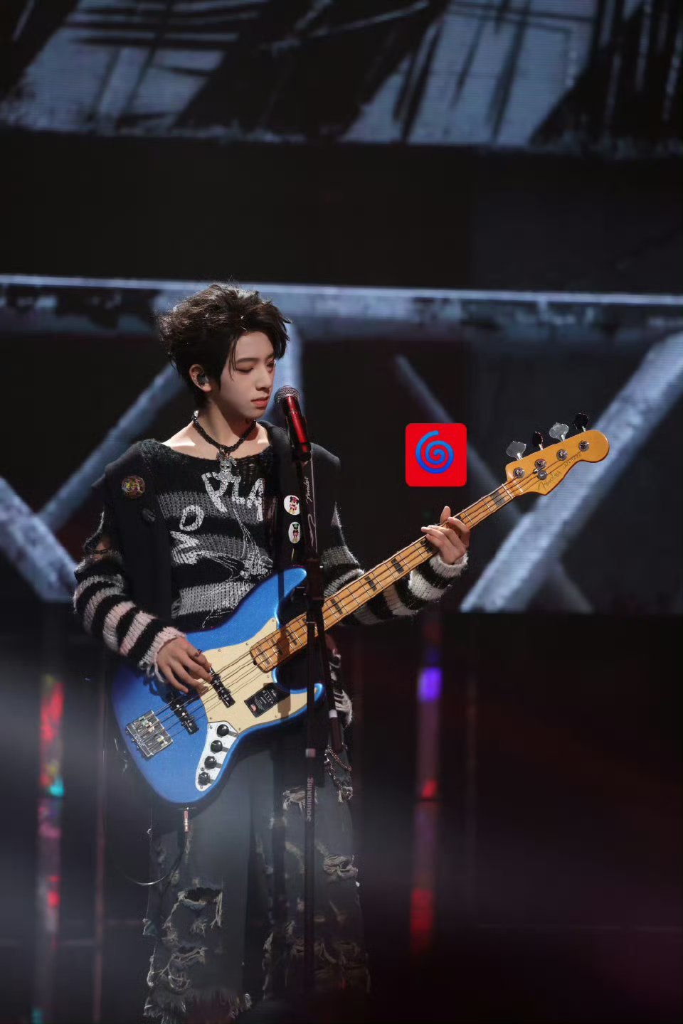 张桂源王橹杰陈浚铭还要长多高哦漏！突然发现这个陈浚铭有点帅啊！快长到180了吧！