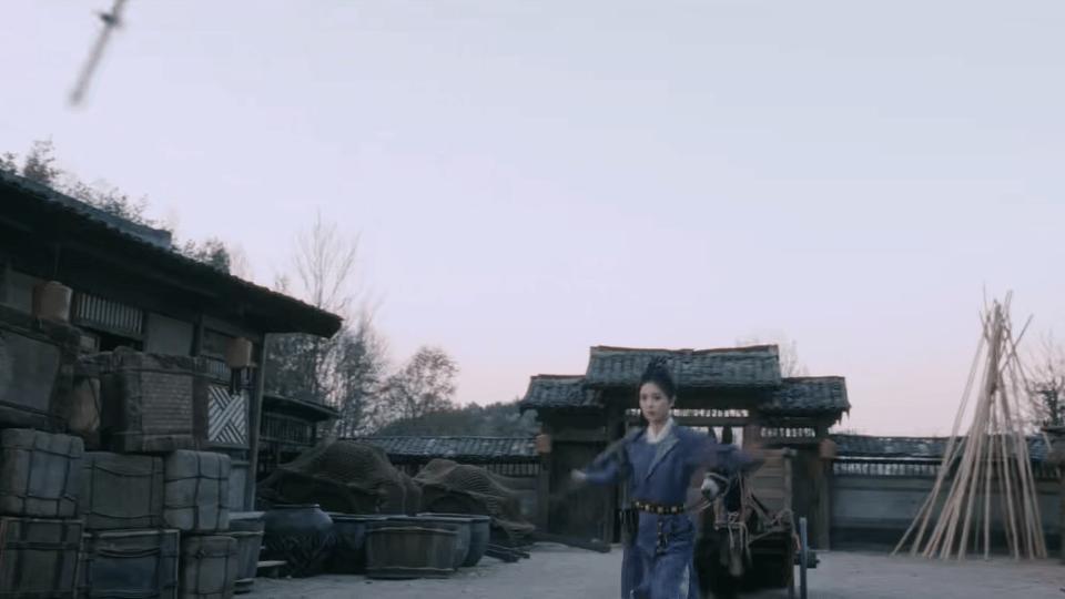 白鹿赵弈钦打戏只想刀马刀马 白鹿双刀流飒爽英姿太吸睛了，赵弈钦双刀打戏也帅到失语