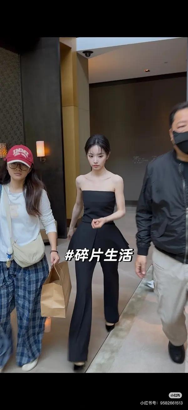 女明星都瘦得离谱 
