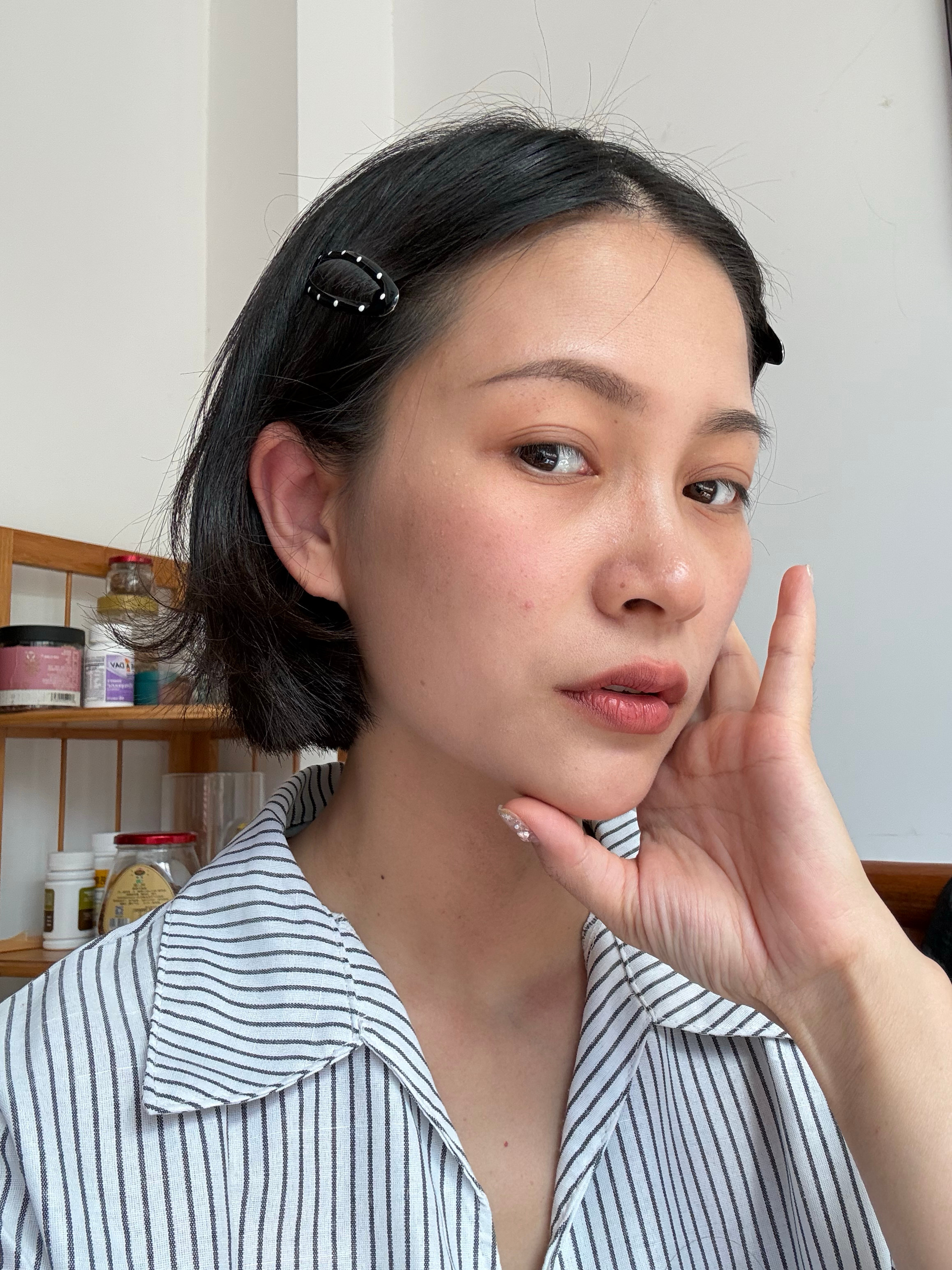 听说最近又开始流行下颌角😂我的左脸可以出来见人了吗哈哈哈哈哈哈流行下颌角拍左脸