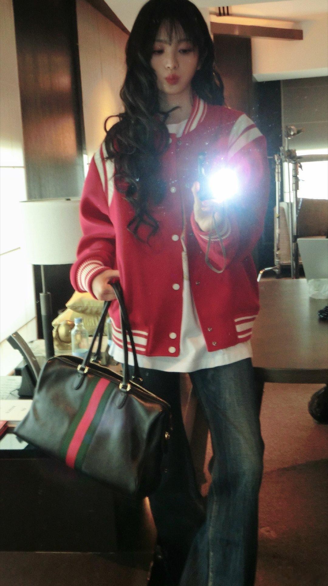 田曦薇情人节营业，又甜又御 