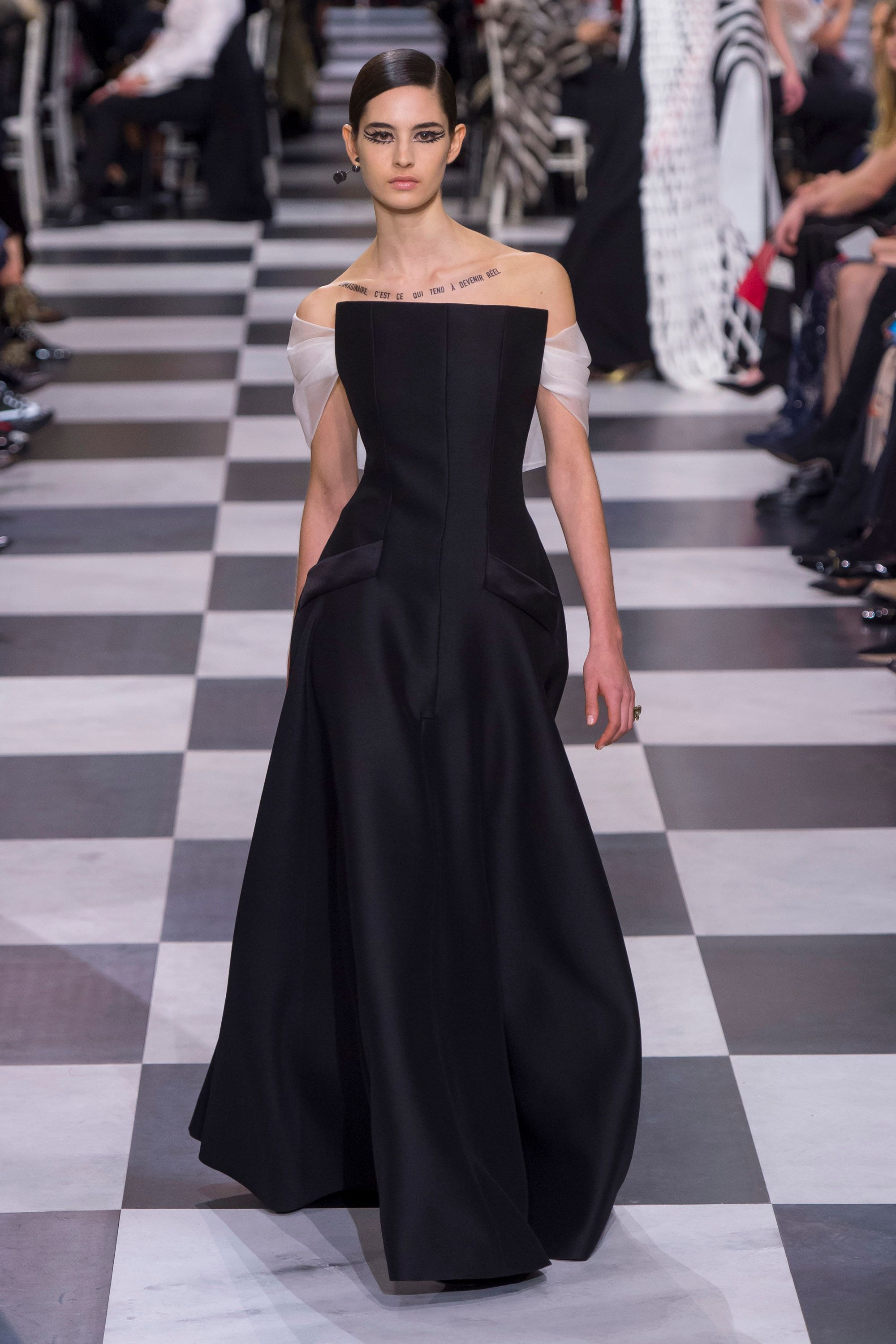 Dior 2018春夏高定，很美很高级。时尚灵感解读