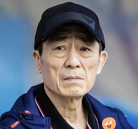 3月22日深夜，国师级导演张艺谋，连夜冲上了热搜，原因是这位大导演居然被扒出在公