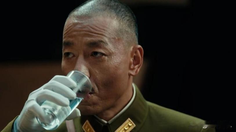 《征途》起初观看时难以适应，
持续追更后，
却认可演员的演绎。
角色没有脸谱化塑