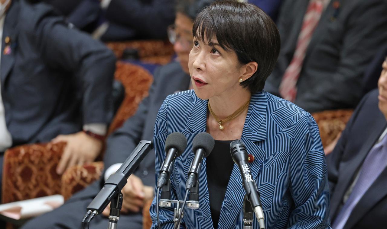 11月19日，英国前首相特拉斯发文公然支持日本，她说：很开心能看到日本在台湾问题