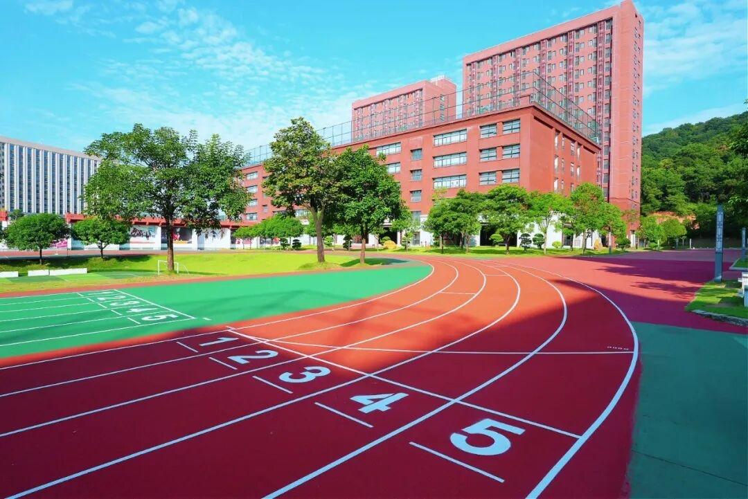 高考生如何调整考前心态？且听25届源雅校友、北大学子吴子涛的倾情分享！
近日，广