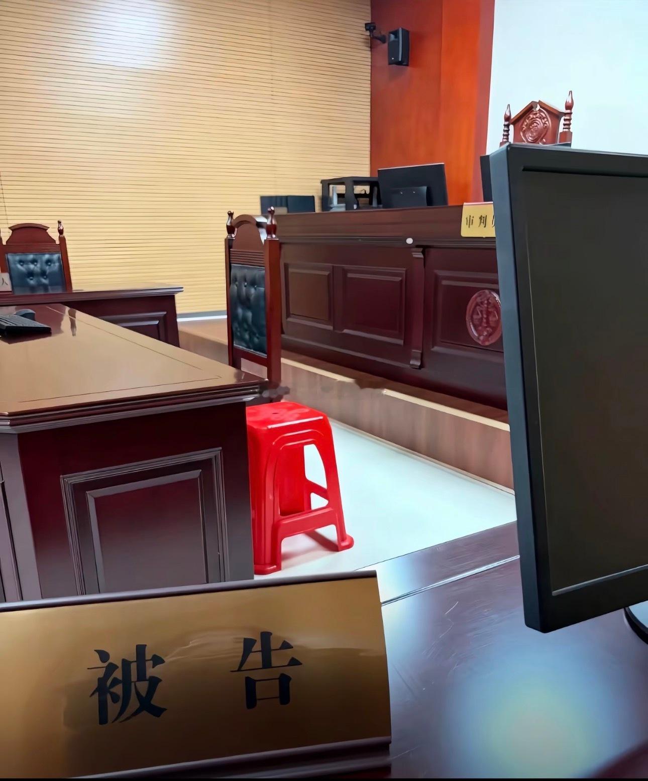 现在亨通，香农，君正全部负10，科技一战，你永远不知道自己在什么位置