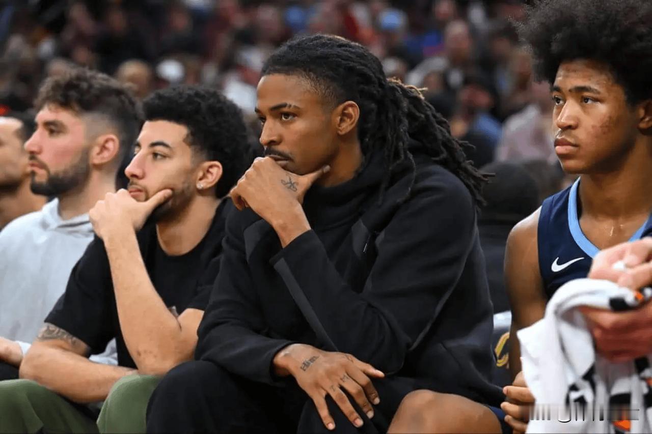 国王和森林狼都在密切盯着莫兰特的情况。据TA名记Sam Amick报道，森林狼关