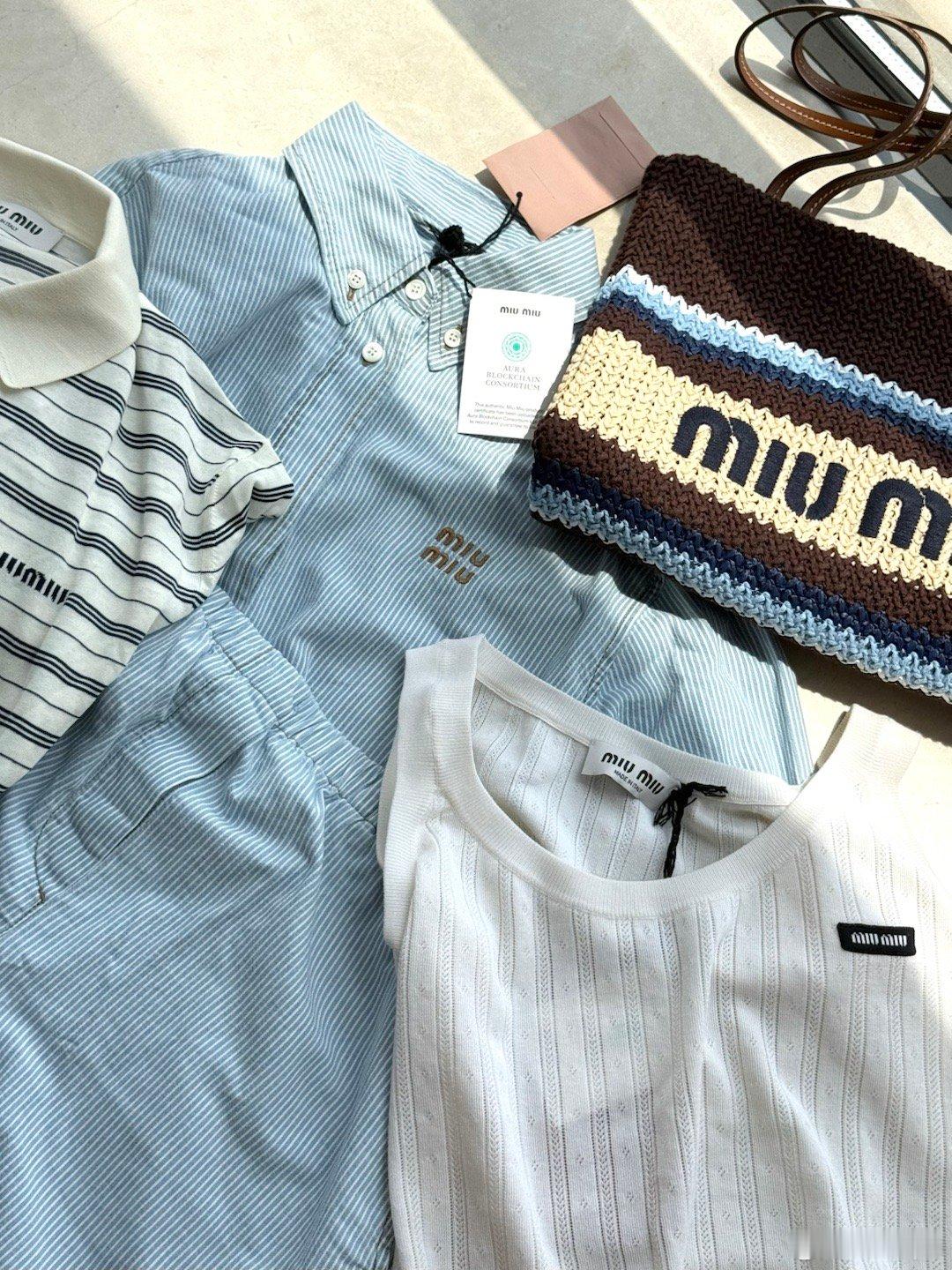 miu承包了我夏天的衣柜。 ​​​