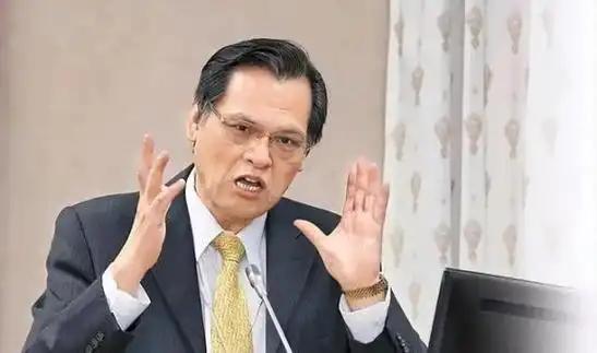 难道蔡英文要卷土重来？

麻烦看官老爷们右上角点击一下“关注”，既方便您进行讨论