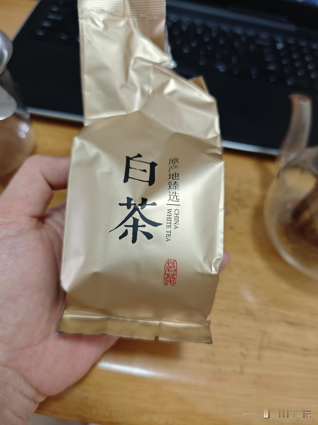 老张俺1998年，山东省内非985著名财经大学毕业，心比天高、意气风发，可跑了近