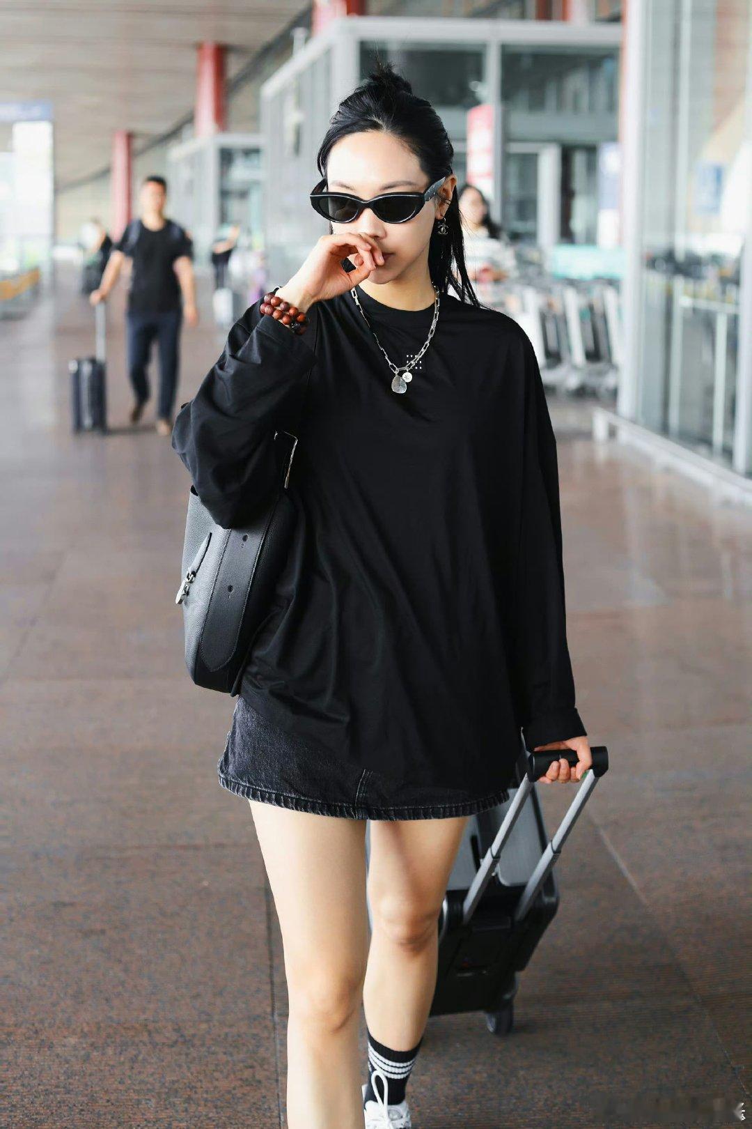 #王霏霏TF三代出道战导师#啊啊啊！导师还有王霏霏唉！真的狠狠期待住了！弟弟们好