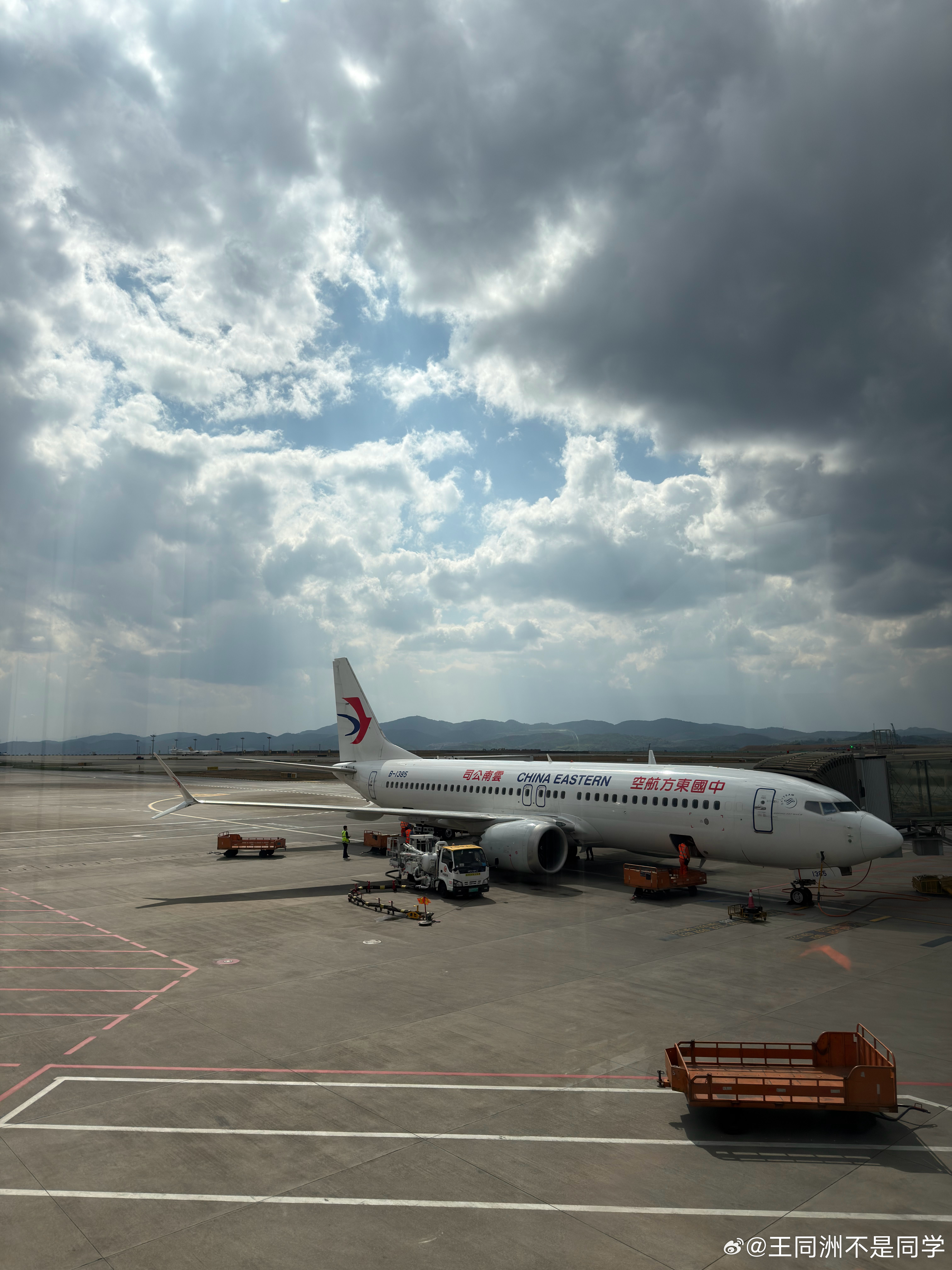 飞来飞去，26年工作变了也没变，一样！今年的第一次出差，经历了2个月的休整来吧，