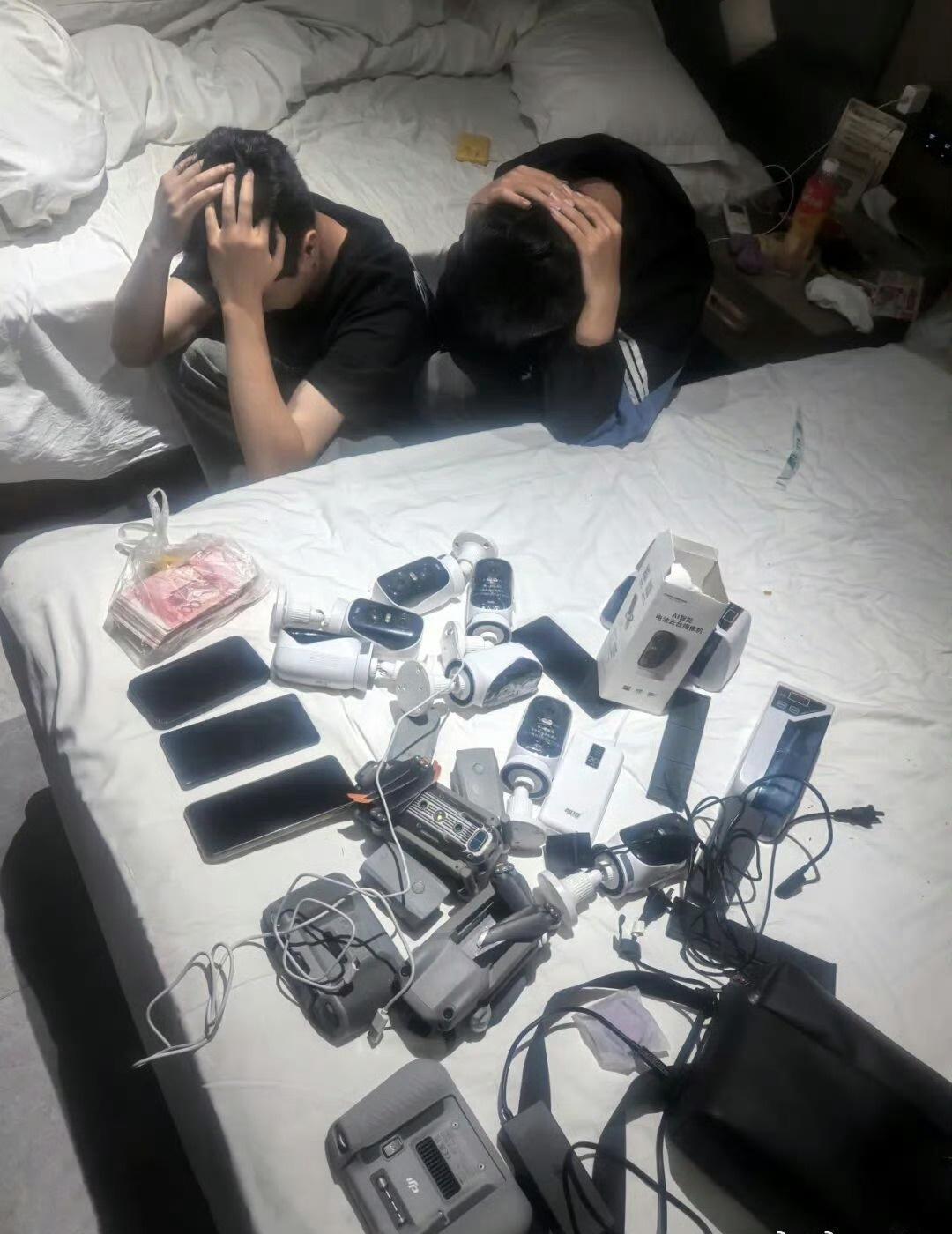 【假出警、真合围！安宁公安上演“反诈围猎”】 

兰州安宁公安打掉电诈空地协同团