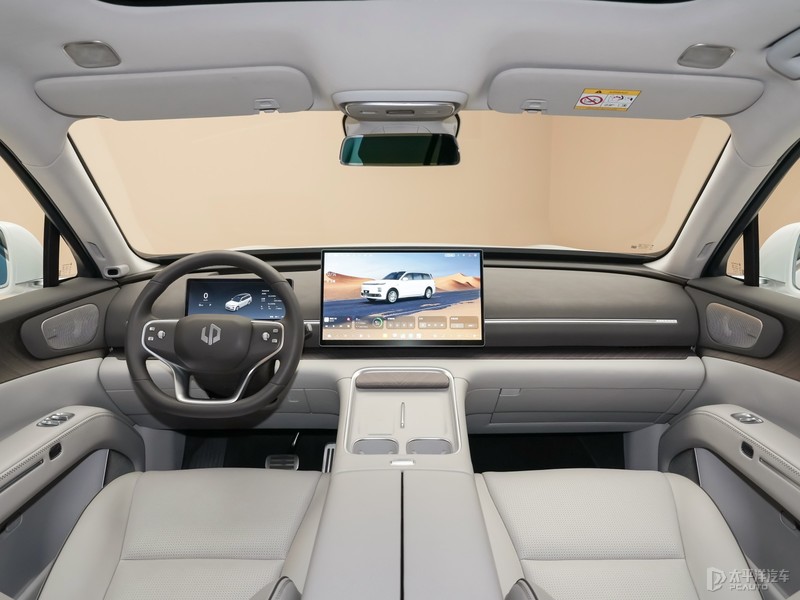 零跑D19将2026年4月上市 大型SUV 增程/纯电动力 预计25-30万元