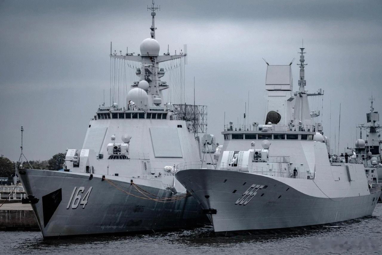 女青年是相当的丰满身高也不错哦中国海军力量烽火问鼎计划中美军事力量