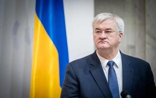 想谈合作？先把欠我们的 45 亿美元吐出来！

乌克兰副外长跑来中国，嘴上全挂着