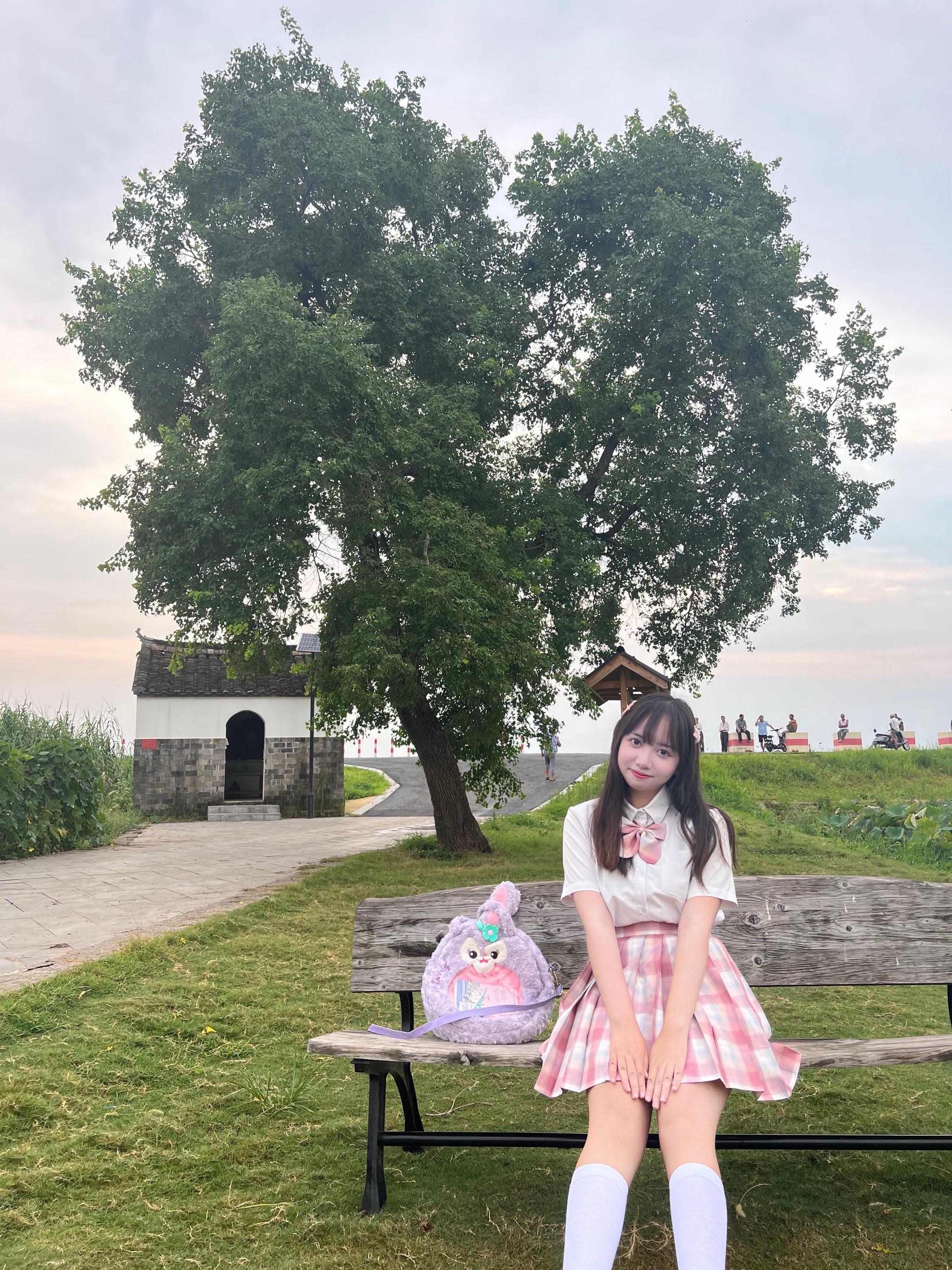 不会拍照 随便拍拍。