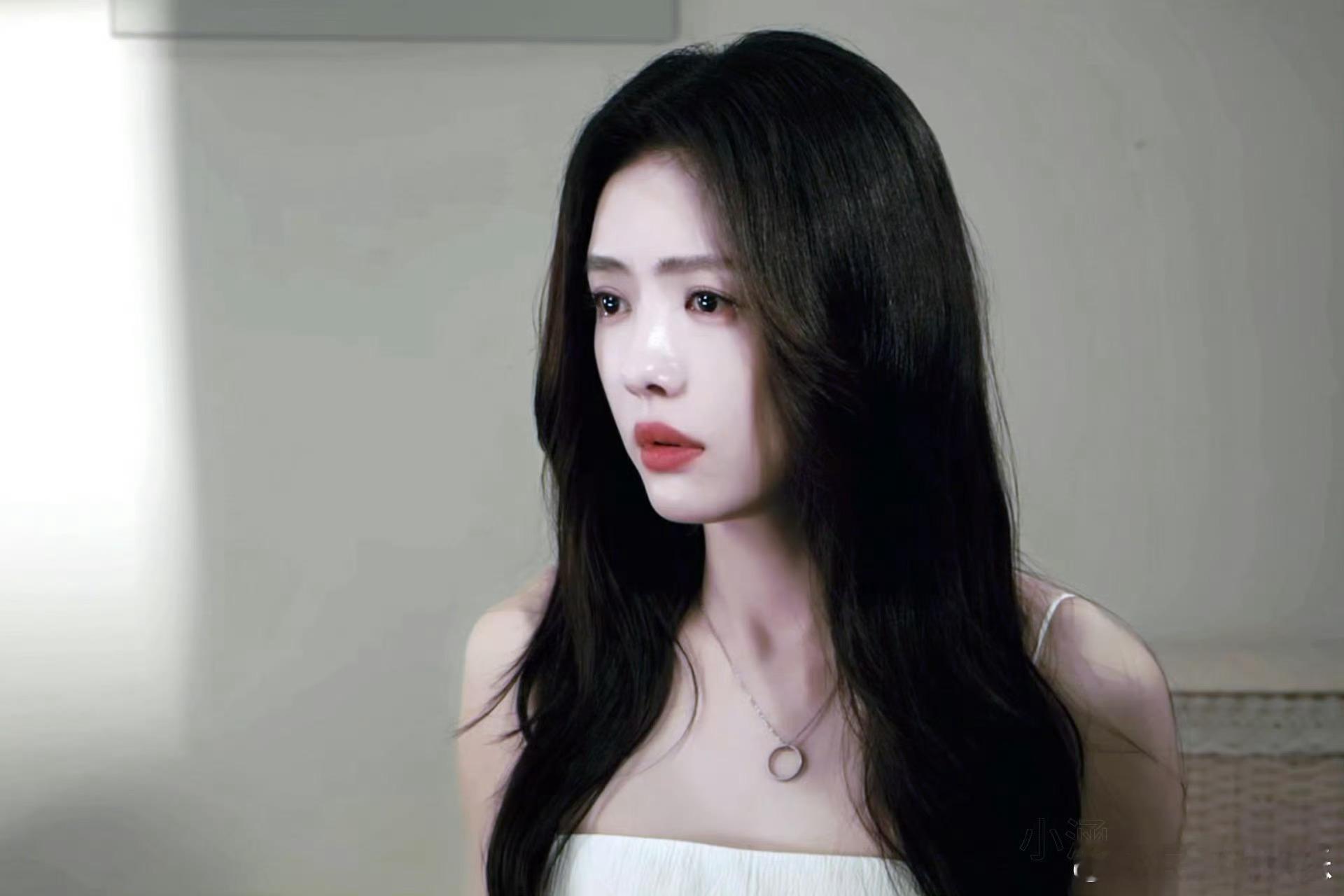 钢铁森林 不删戏份不魔改小说 没有魔改的刑侦剧太香了！三线并行不注水，警匪智斗全