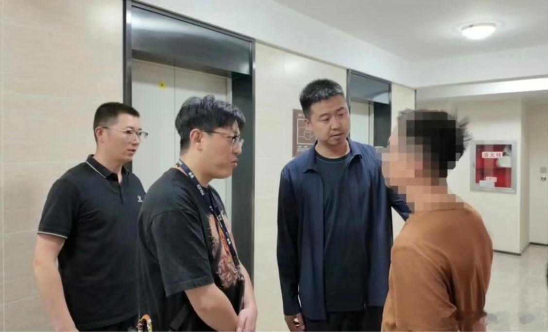【快递员变“黑影”？安宁公安48小时锁定内鬼】兰州公安破获快递员盗窃案 深夜头盔