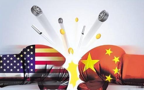 最近美国商界安静得反常，不仅苹果等巨头集体装死，美国政府也罕见失声。

原因无他