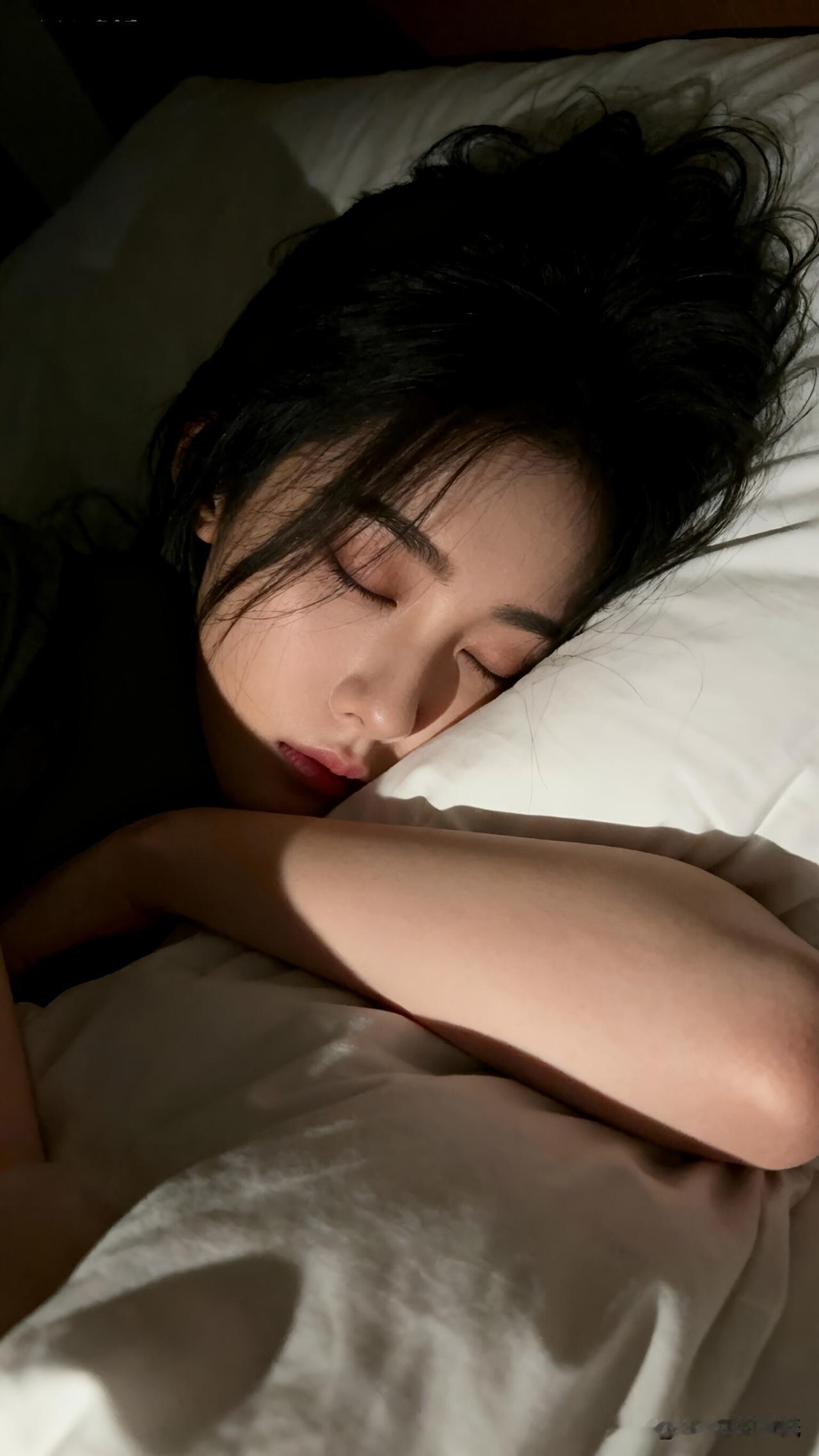 手机原创拍美图你心中的女神啥样 分享炫目壁纸