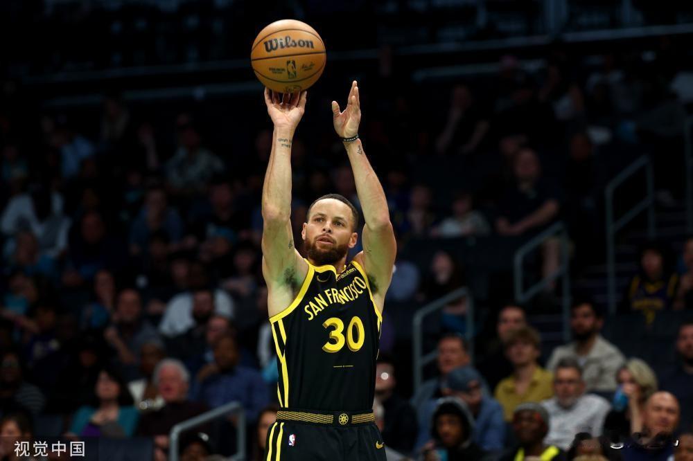 [NBA]勇士117-113险胜马刺  库里33+8文班亚马32+9+5+4 
