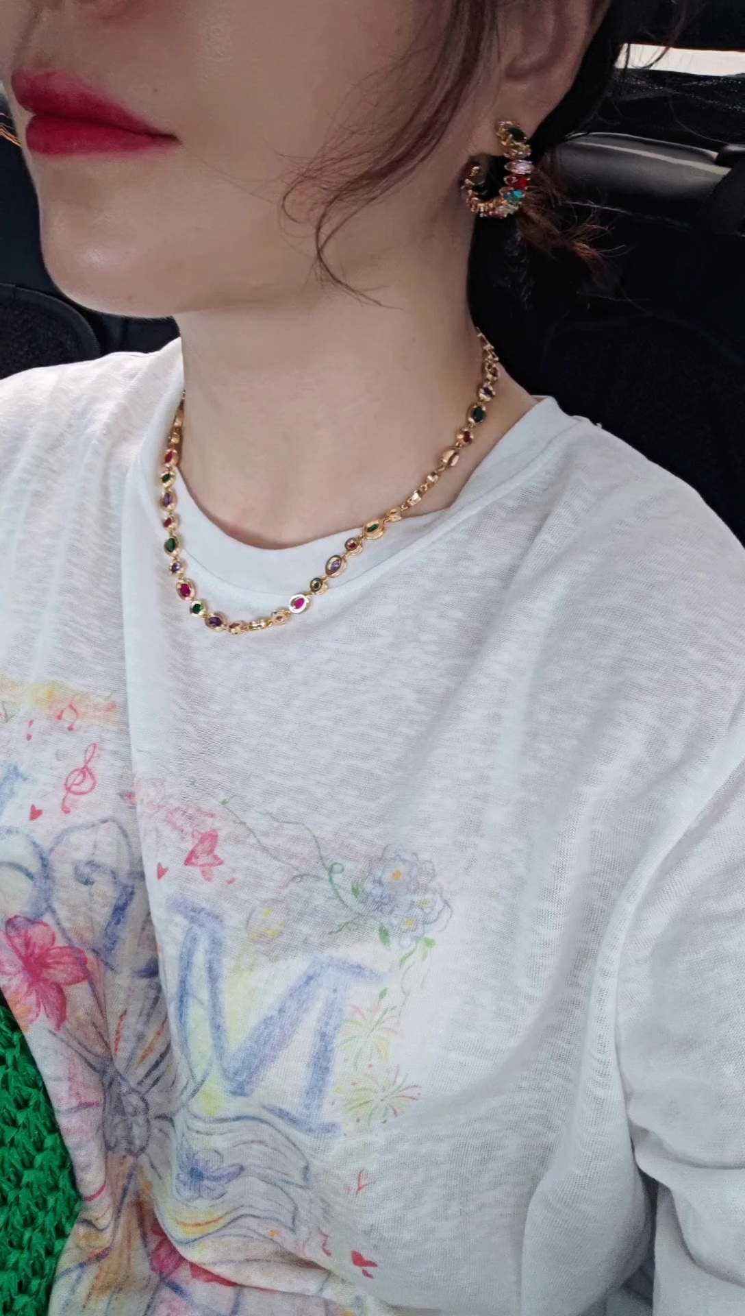 夏天是彩色的五彩斑斓的彩色不要让年龄给人生设限你相信什么向往什么就会朝着那个方向