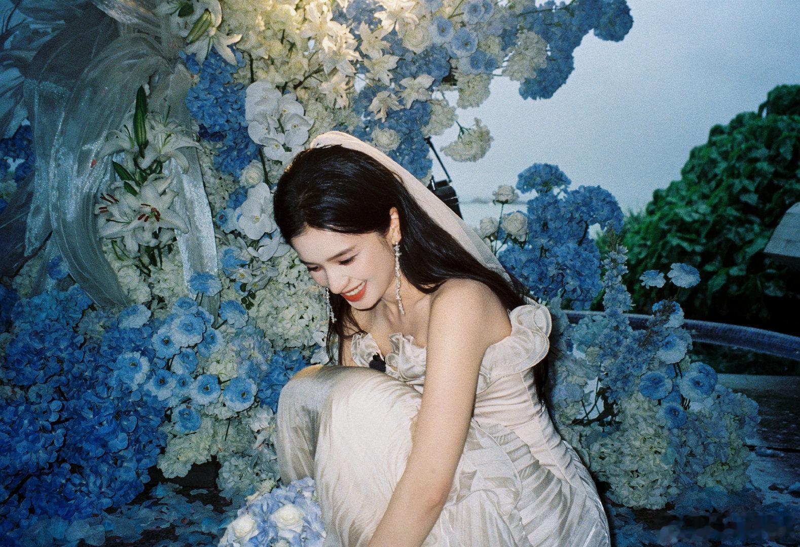 张婧仪现偶有两个爆款角色张婧仪现偶爆款率张婧仪现偶有两个爆款角色，未来会有更多角