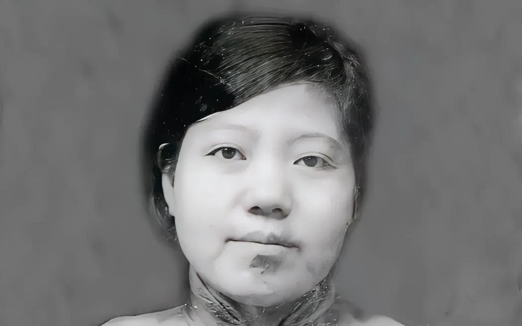 1948年，涂孝文叛变后，供出了李青林，李青林被捕后，特务就叫涂孝文指认。谁知李