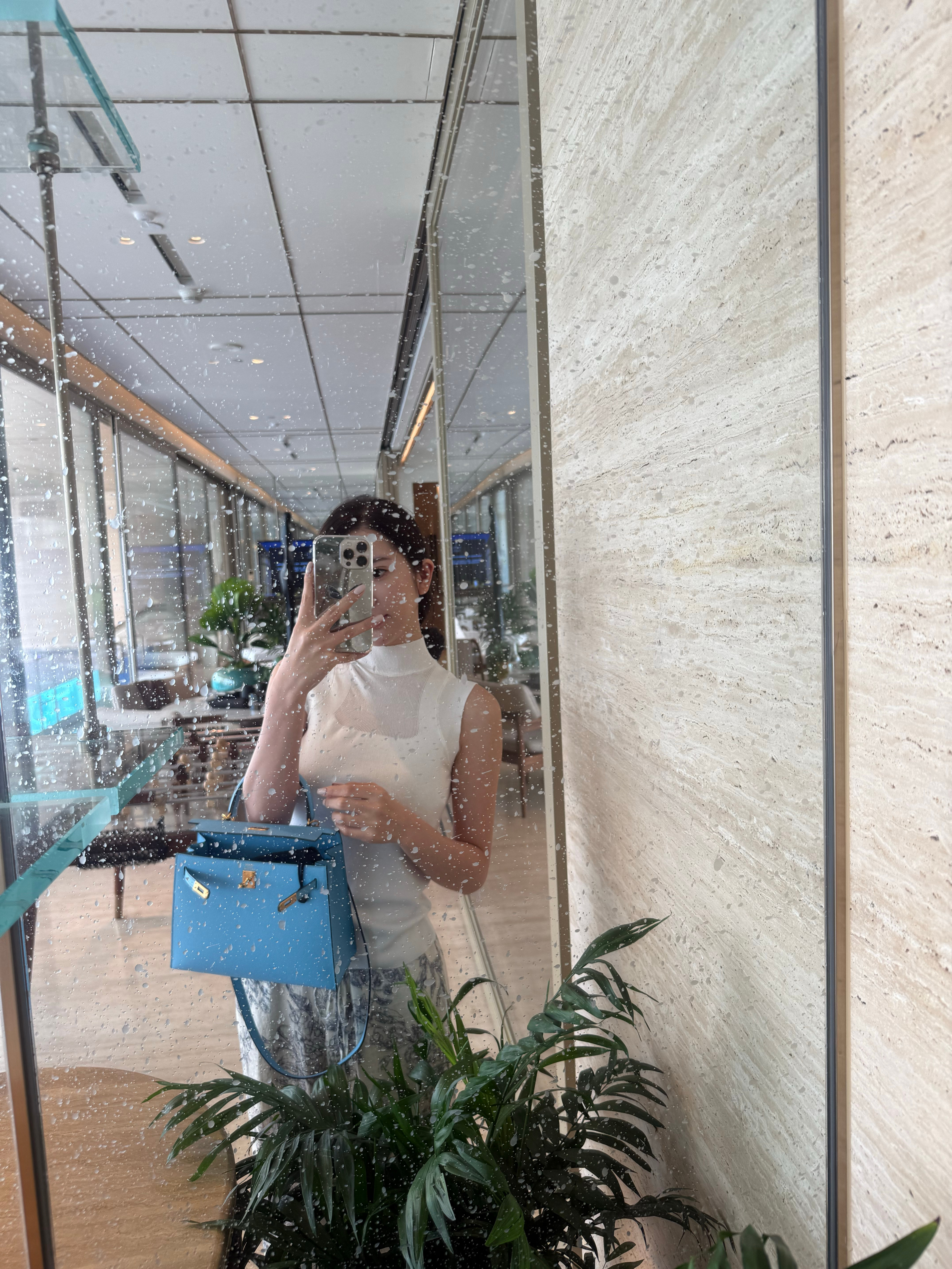 对任何美食都祛魅了[无聊] 协成的海胆意外了一下  hi不戳 ​​​