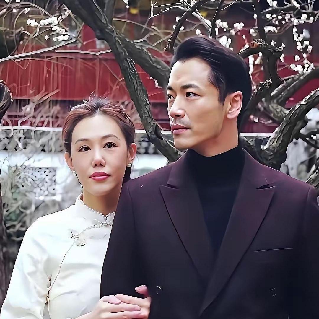 星二代也难逃行业内卷，选择转型也是另一种人生智慧
 
王姬的女儿高丽雯和女婿都是