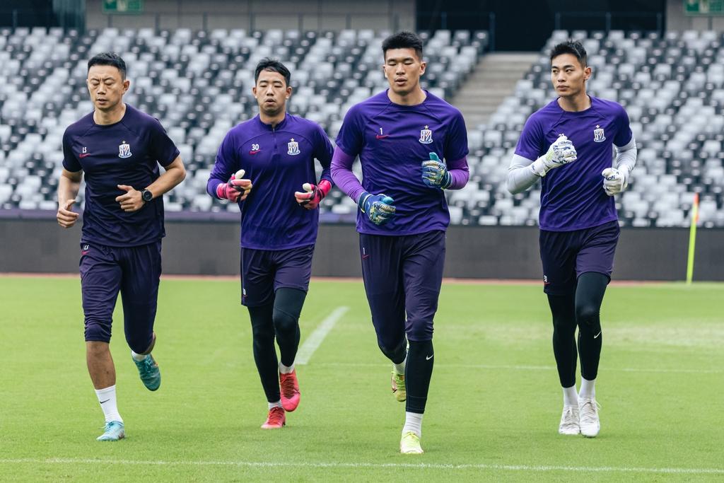 杨翼：申花或补充新门将；新门将教练曾在多家欧洲球队工作