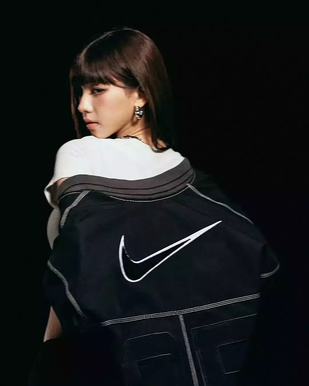 恭喜Nike全球代言人柳智敏加入Nike家族～期待后面属于Karina的Nike