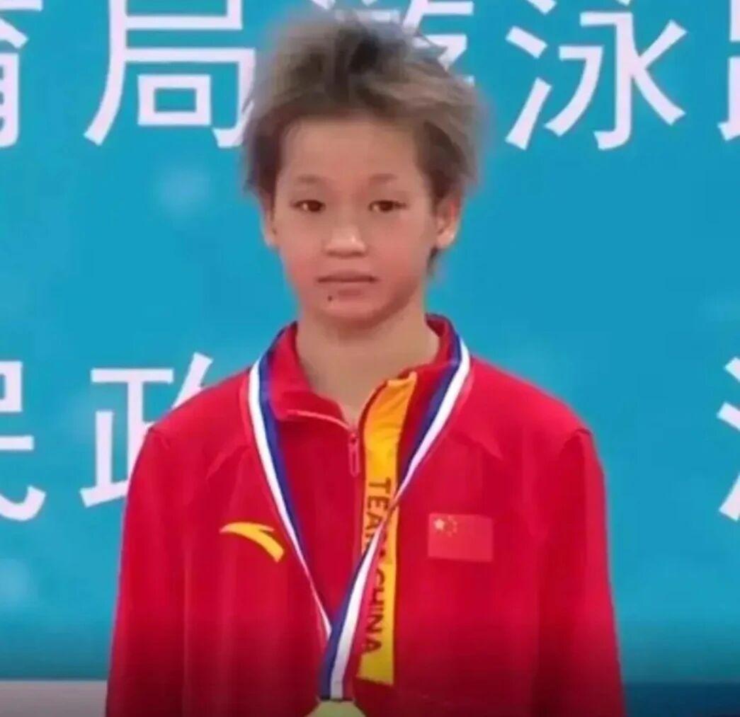 ✨从“小黄毛丫头”到国民跳水少女：我们欠