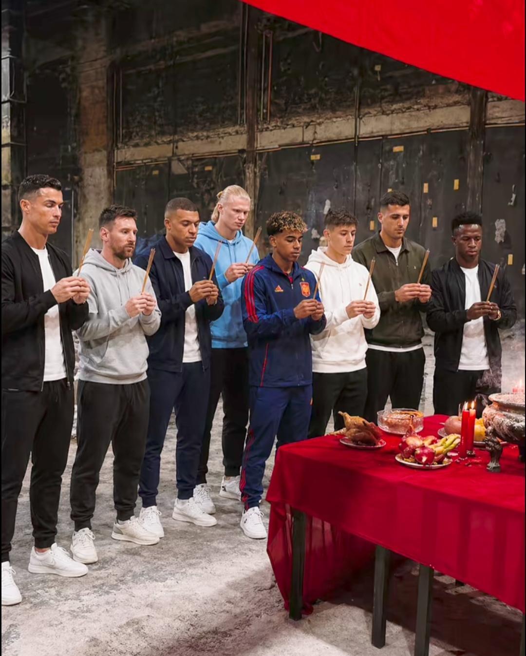 热血青春，团结一心！🔥👫🏆2026年世界杯，看你认识几位，没想到他们也烧香