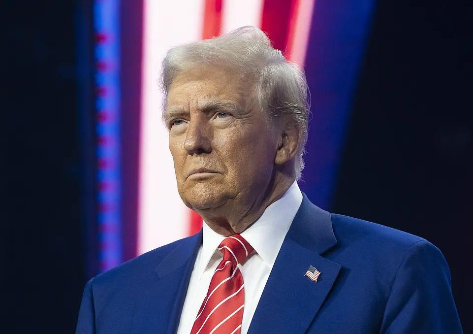 敢发射就击落？美国放话中国再敢发射试试，中方霸气回怼试试就试试！
 
网上都说这
