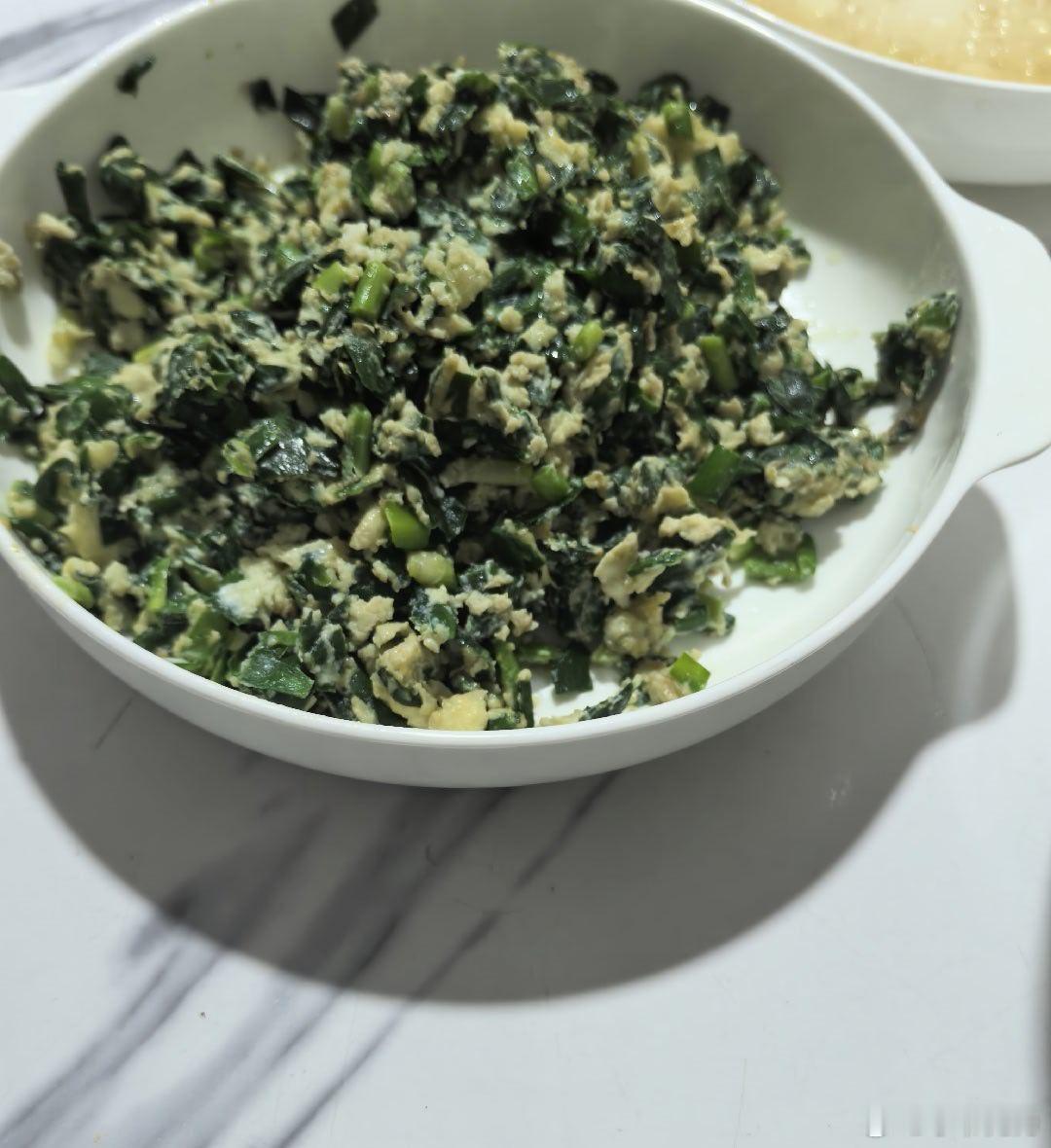 李爷减肥计划 减肥的第一百天。小伙伴们，世界上还有比辣椒韭菜炒鸡蛋更好吃的菜吗？