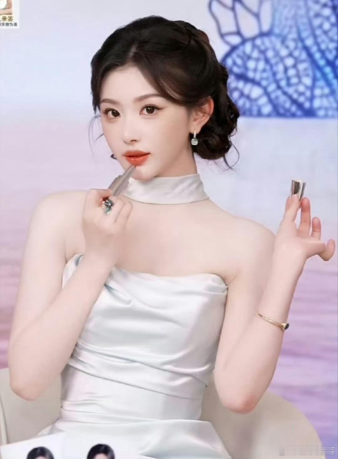 95🌸今日直播截图，章若楠，卢昱晓，孔雪儿 ，谁状态最好？ 