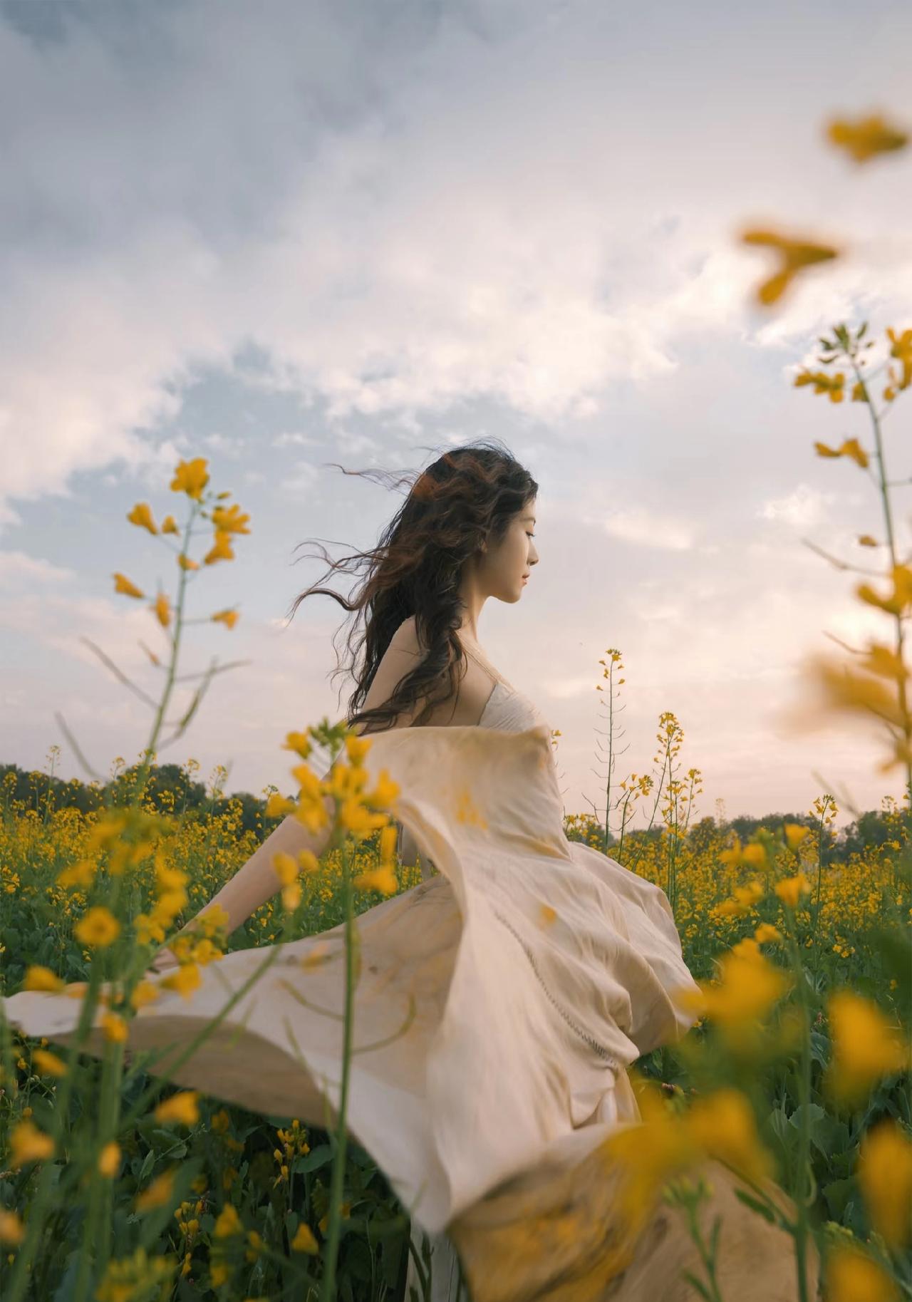 春天烦躁睡不好？按这两个穴位，顺气又安神
          
春天火气大、情绪