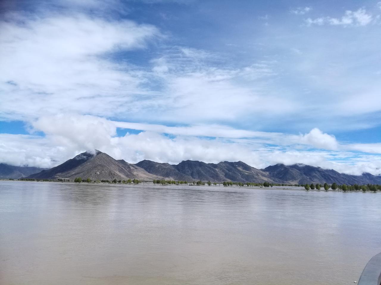 并非煽动民族仇恨，而是实话实说，进入藏区旅游千万谨慎，小心偷包蟊贼动手！
五年前