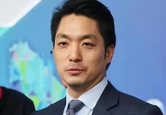 岛上传来消息，台北市市长、蒋介石的曾孙蒋万安公然表示，自己绝对不可能去选下一任国