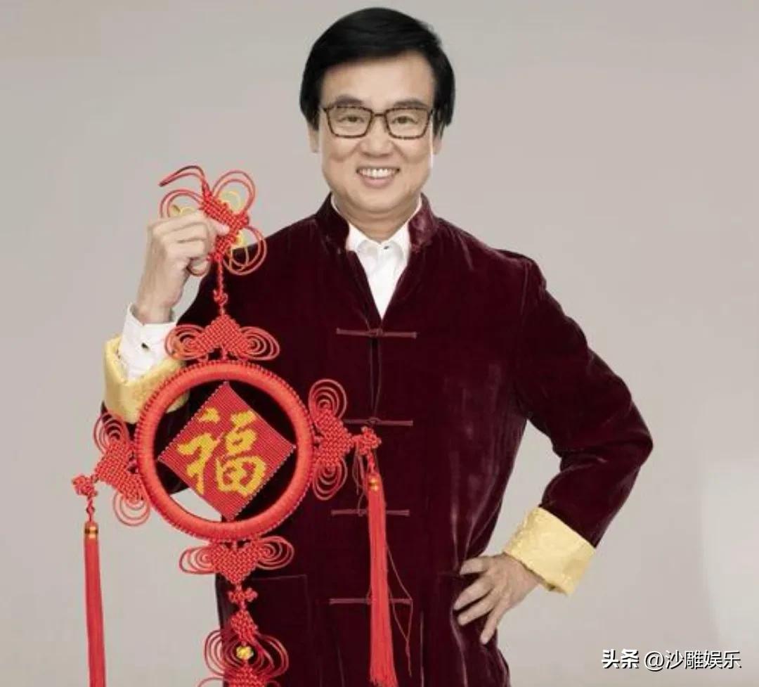 79岁黄百鸣，罪名成立！

5月22号，79岁的黄百鸣，出事了。

香港东区裁判