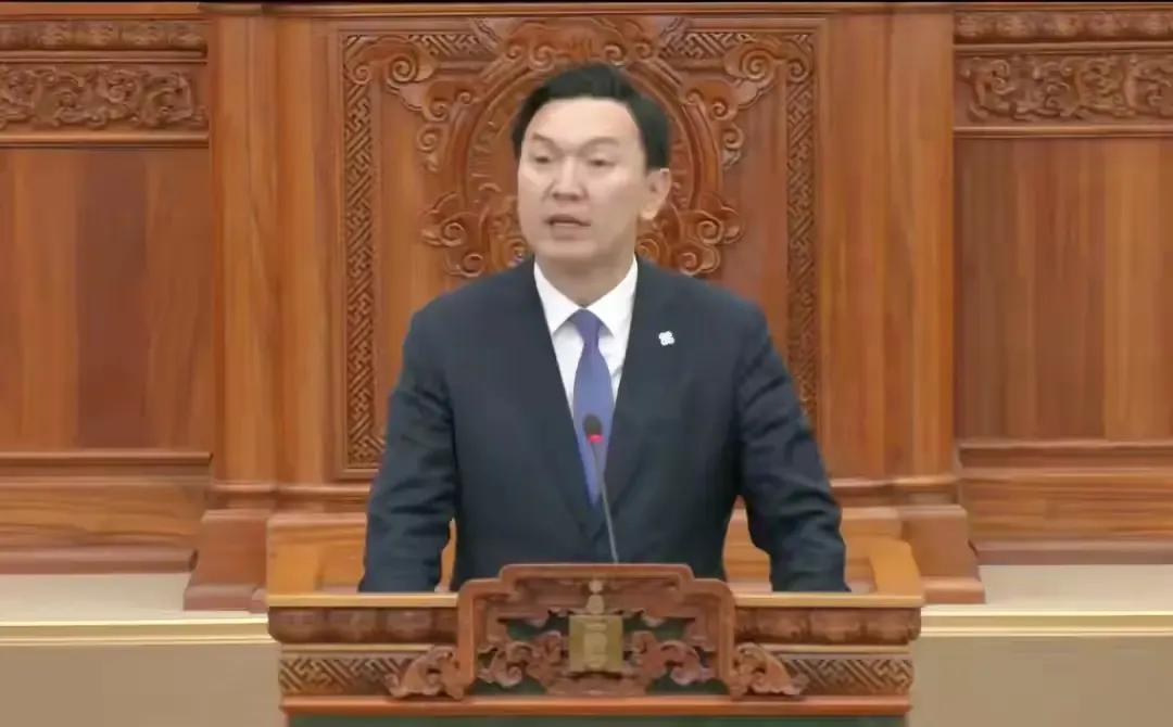 蒙古国总理乌其尔勒可能面临罢免，说白了，还是蒙古国内部亲美派势力不甘心败给务实派