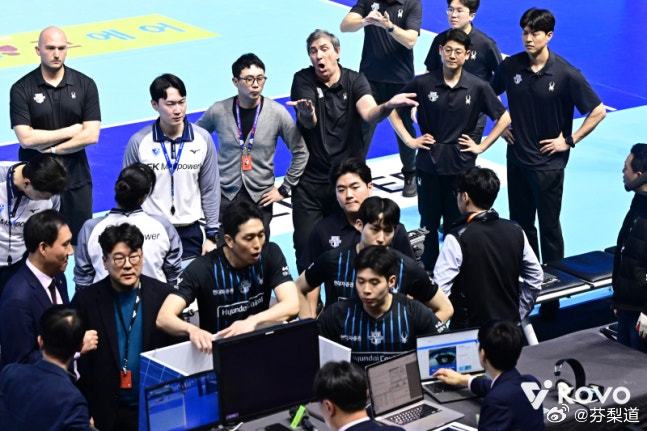 国际排坛动态韩国排球韩国V男排联赛季后赛总决赛第二场，大韩航空3-2现代资本，比