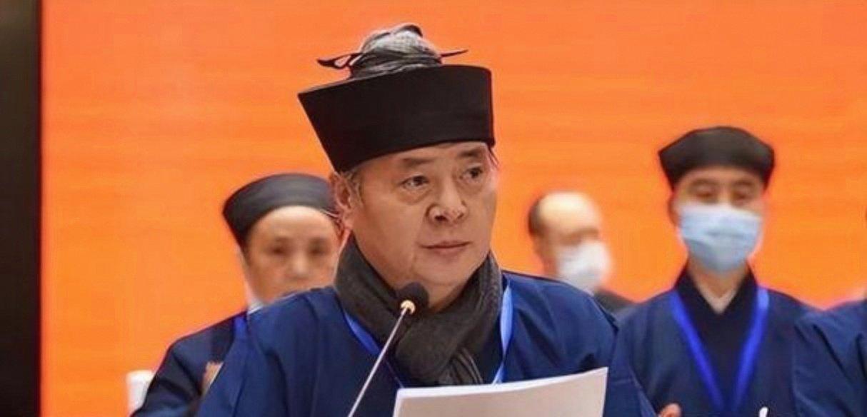 这两天张雪峰老师去世的消息全网刷屏。从这件事我们应该去仔细理解张高澄道长说的话。